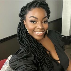 Meet your Posher, Robette